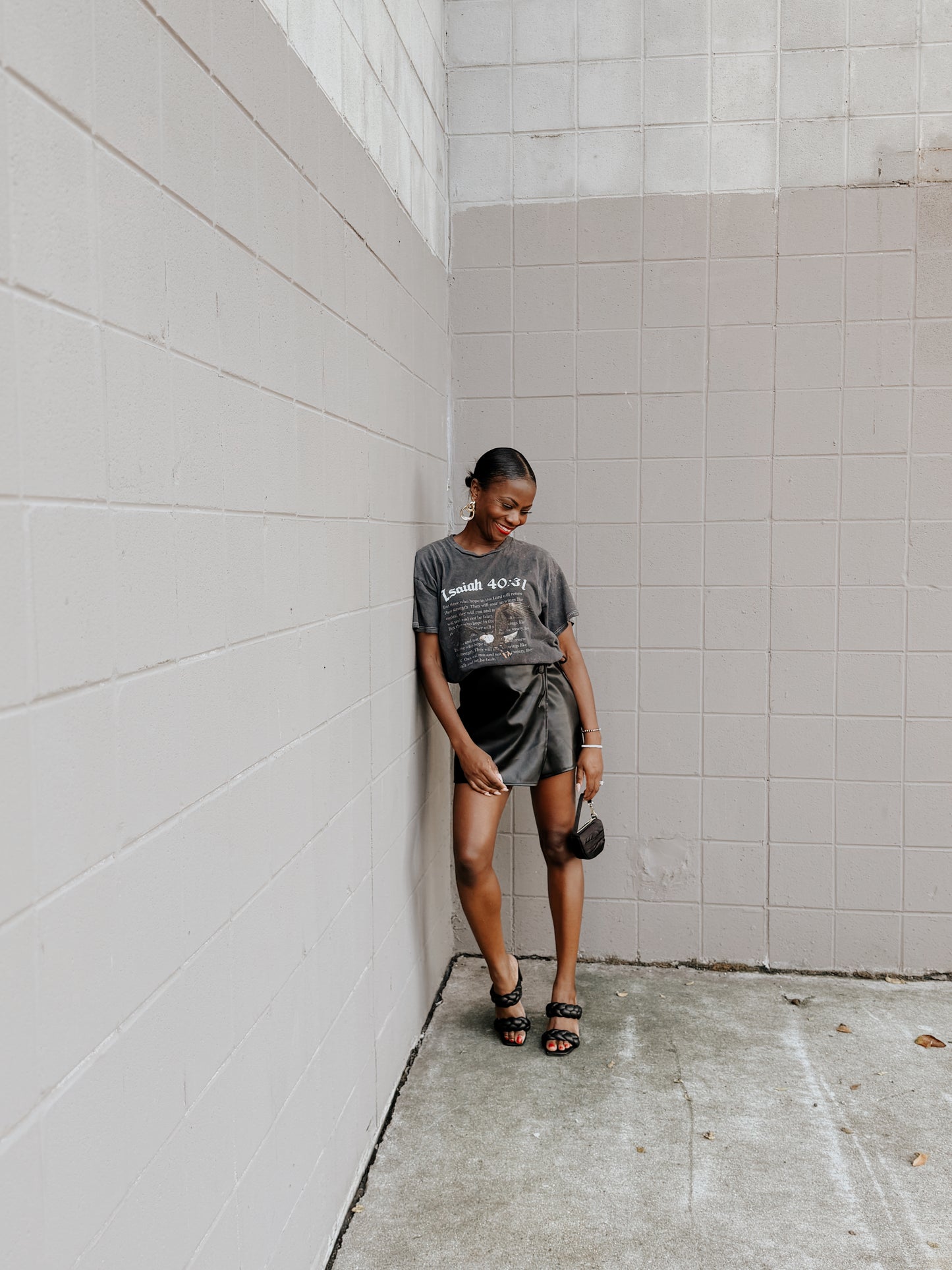 Unisex Mineral Wash Short Sleeve T-Shirt | Isaiah 40:31