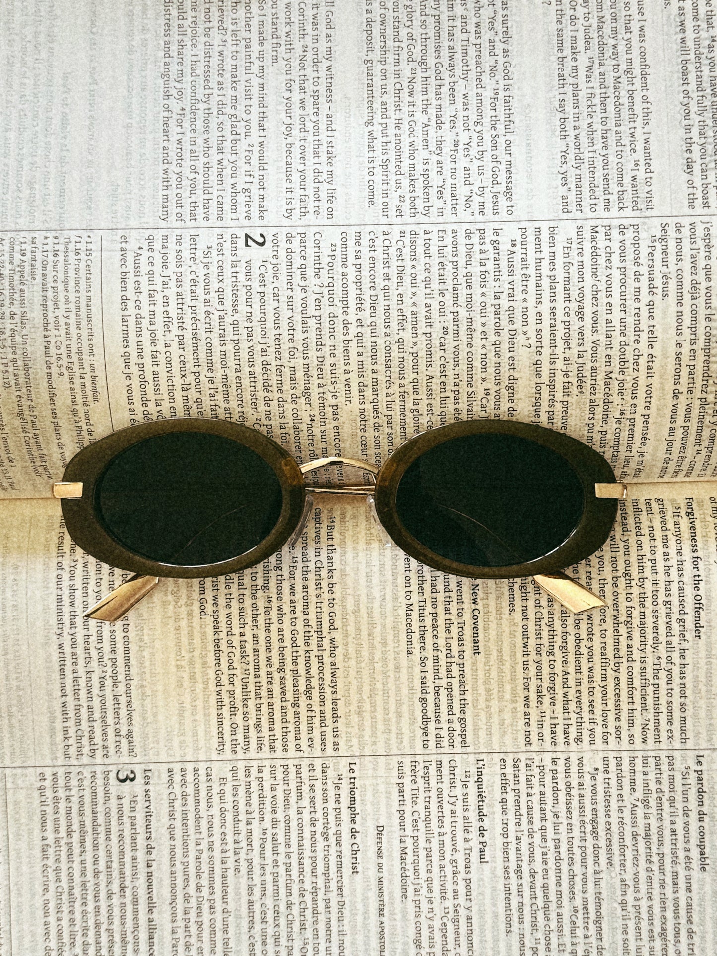 EHNS OVAL OLIVE GREEN sunglasses